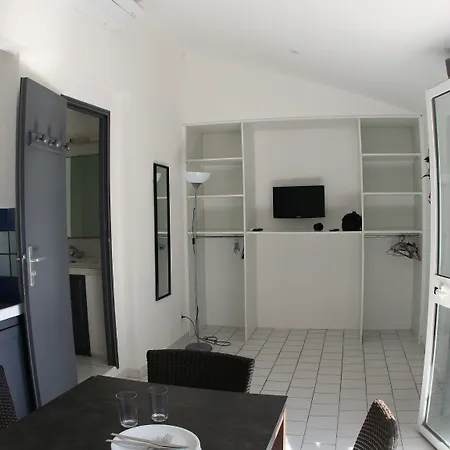 Marina Village 度假村