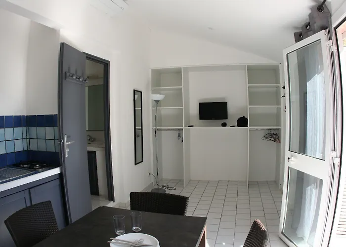 Marina Village אתר נופש