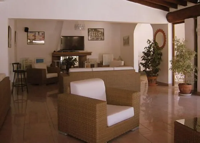 אתר נופש Marina Village