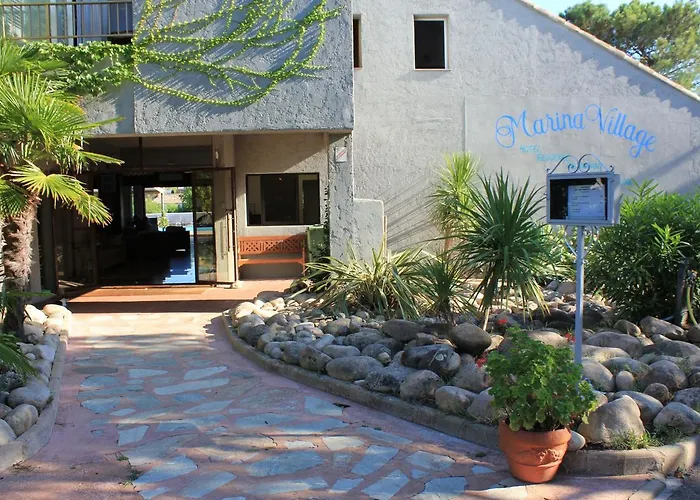 Marina Village * פורטו-וישיו